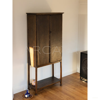 New Old Cabinet - scene
