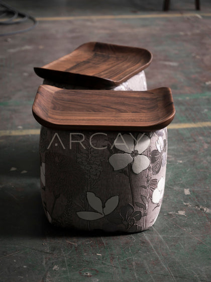 Fabric Solid Wood Tea Stool - detail