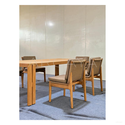 Teak Outdoor Dining Set Courtyard - scene