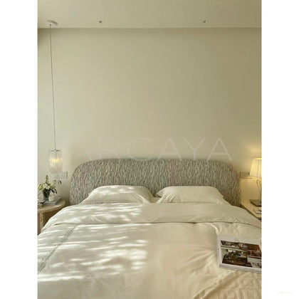 Curved Cotton Linen Bed - scene