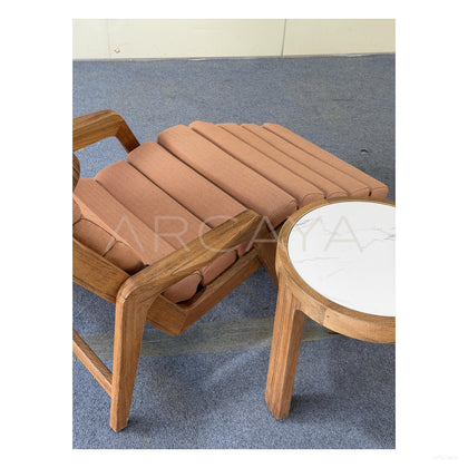 Teak Heritage Outdoor Lounger - scene