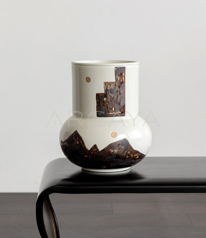 Hand Painted Ceramic Vase Entryway - scene