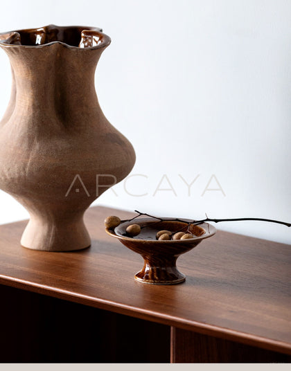 Dadan Handmade Footed Ceramic Dish - scene