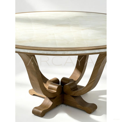 Aston Yuelan Round Table - scene
