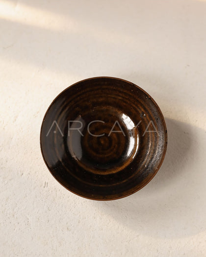 Sunxun Collab Dark Brown Swirl Ceramic Plate - scene