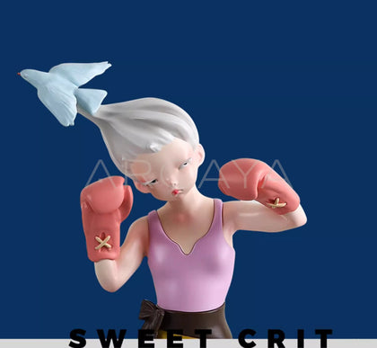 Sweet Strike Artist Sculpture - scene