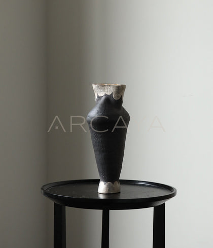Dadan Silver Glaze Hand Thrown Stoneware Vase - scene