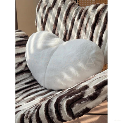 Cupid Heart Chair - scene