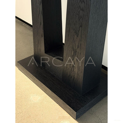 Quiet Entryway Console - scene