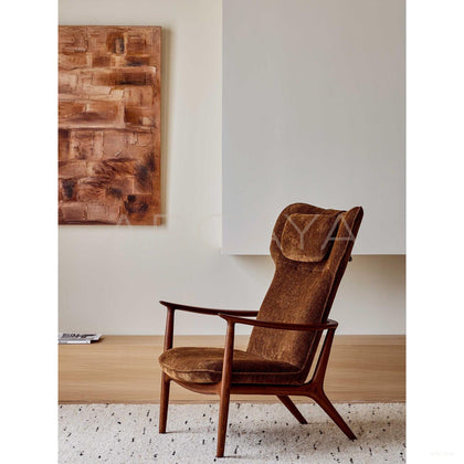 Qiyan Eaves Oriental Lounge Chair - scene