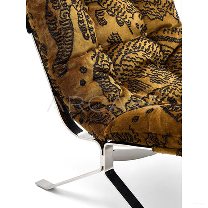 Ohm Lounge Chair Tiger Mountain Velvet - scene