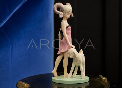Hardcore Lolita Art Figurine - scene