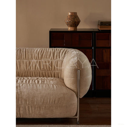 Honey Sofa - scene