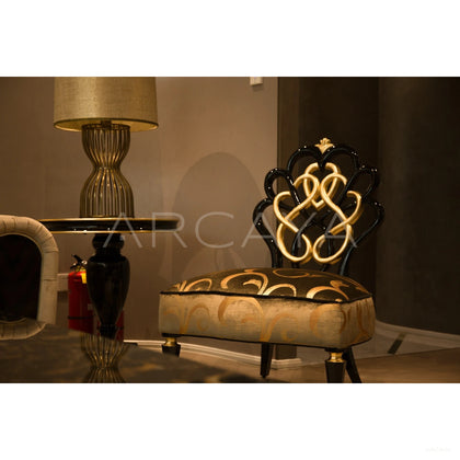 Amethyst Princess Chair - scene