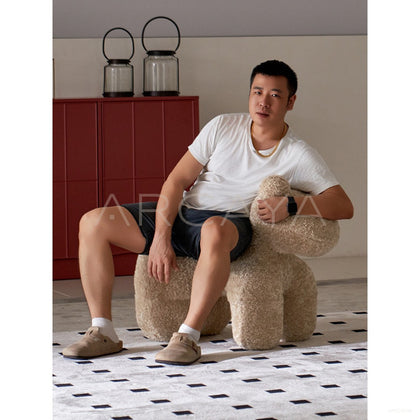 Pony Chair - scene