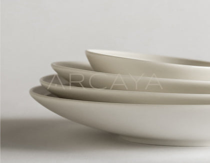 Rongbai Collab Flat Dinner Plate - scene