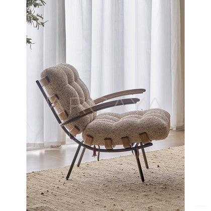 Vintage Vacation Home Corner — Chair - scene