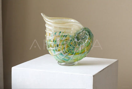 Conch Glass Vase - scene