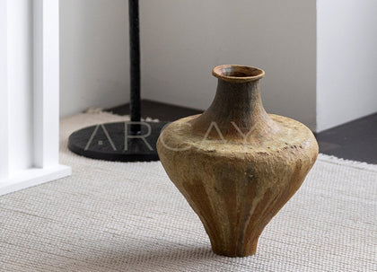 Dadan Ribbed Wide Shoulder Ceramic Vase - scene