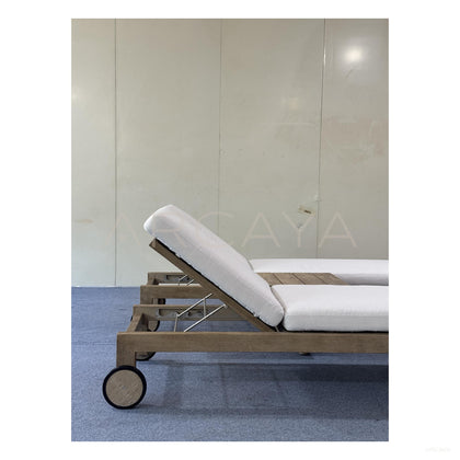 Aegean Outdoor Lounger - scene