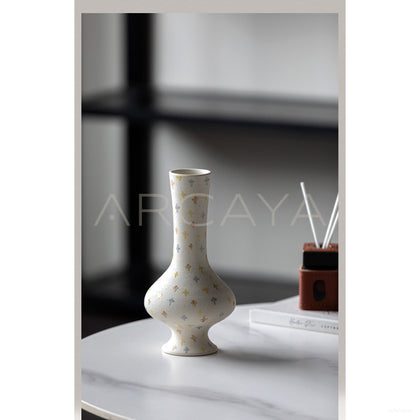 Dadan Hand Painted Cross Pattern Long Neck Vase - scene