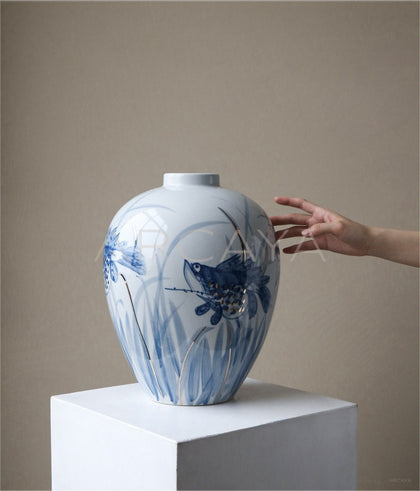 Blue White Porcelain Hydroponic Vase - scene