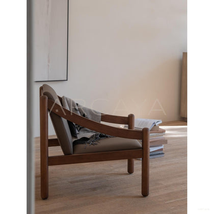 Pali Lounge Chair - scene