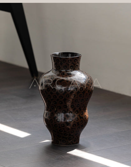 Handmade Ring Pattern Ceramic Vase - scene