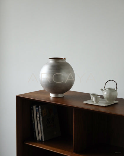 Dadan Silver Glaze Art Ceramic Vase - scene