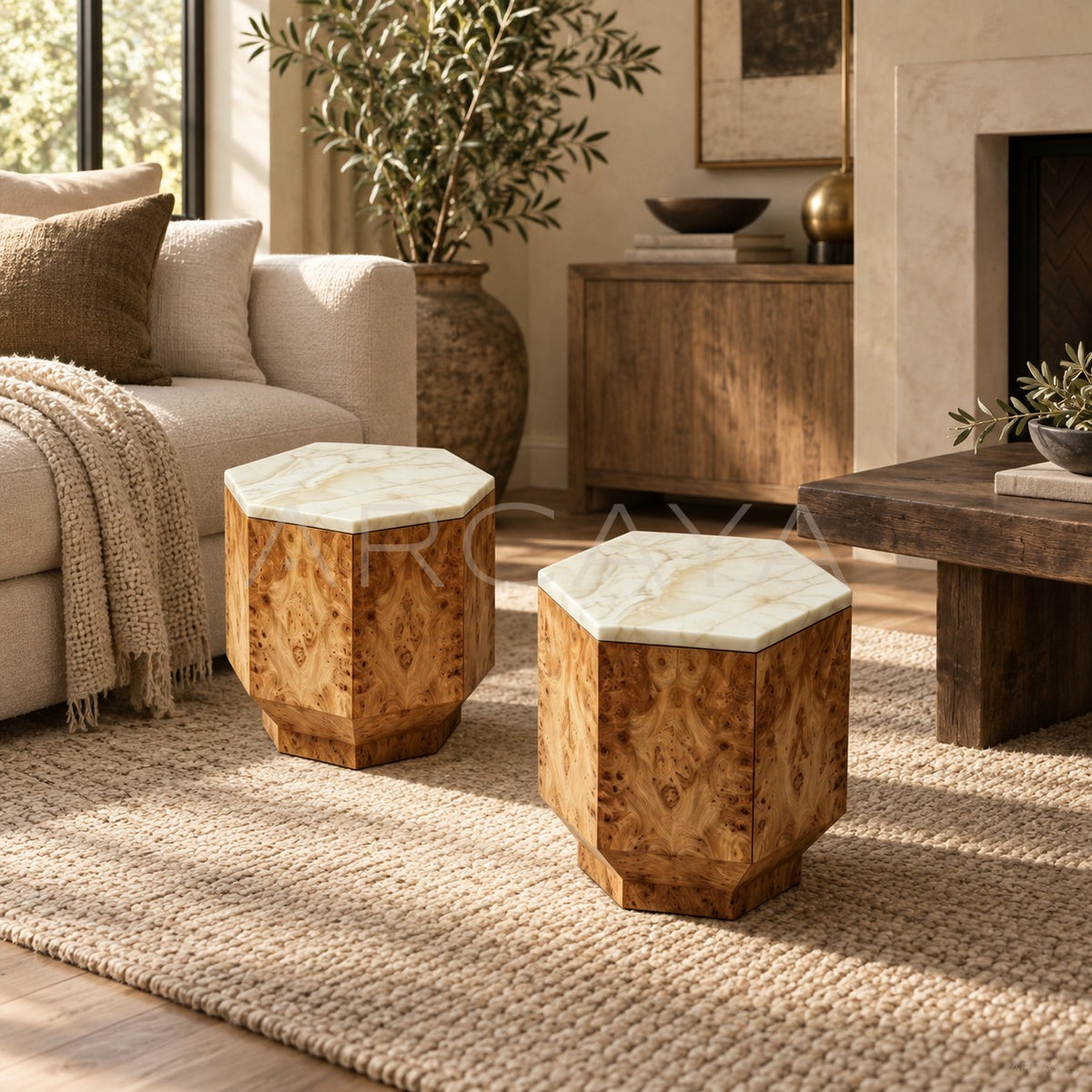 Yulinglong Jade Furniture — Side Table in detail