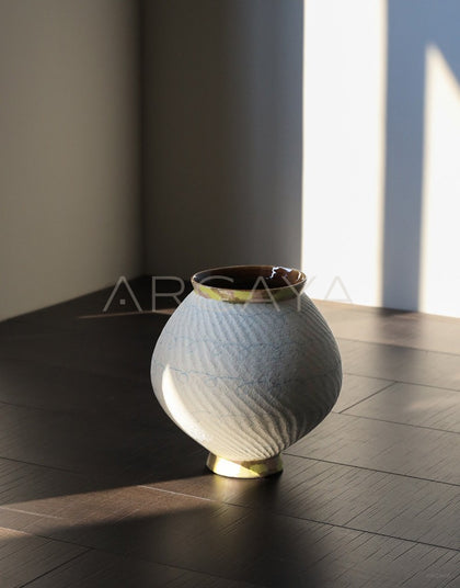 Dadan Designer Chinese Wabi Sabi Vase - scene