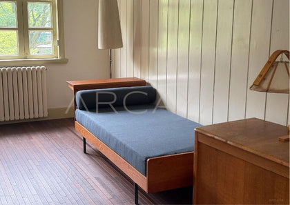 All Day Lounge Daybed - scene