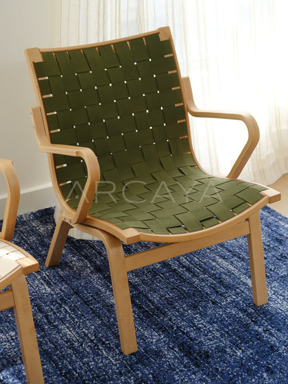 Comfortable Living Room Lounge Chair - scene