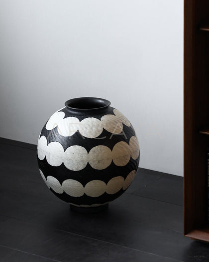 Dadan Hand Painted Large Ceramic Vase - scene