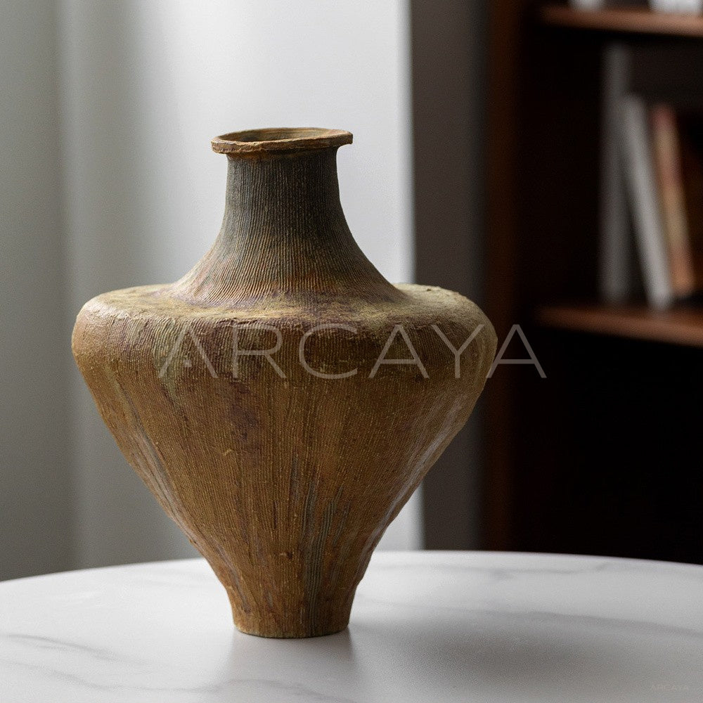 Dadan Ribbed Wide Shoulder Ceramic Vase - main