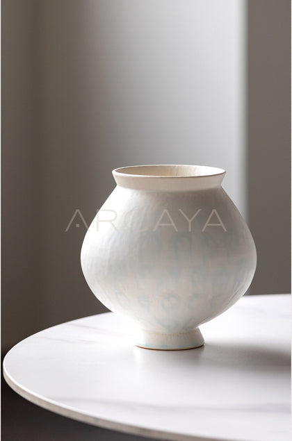 Dadan Textured Ceramic Vase Living Room - scene
