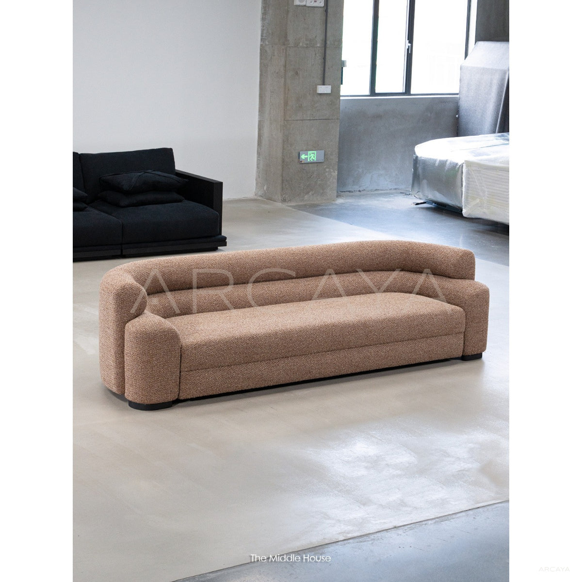 Jeya Organic Curve Sofa in detail