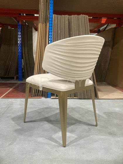 Wave Back Dining Chair - detail