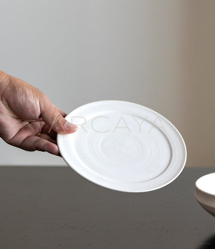 Amu Collab Plain White Shallow Plate - scene