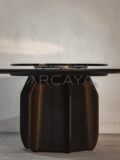 Round Dining Table - scene