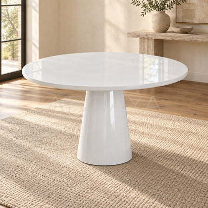 Dining Table E 41A - scene