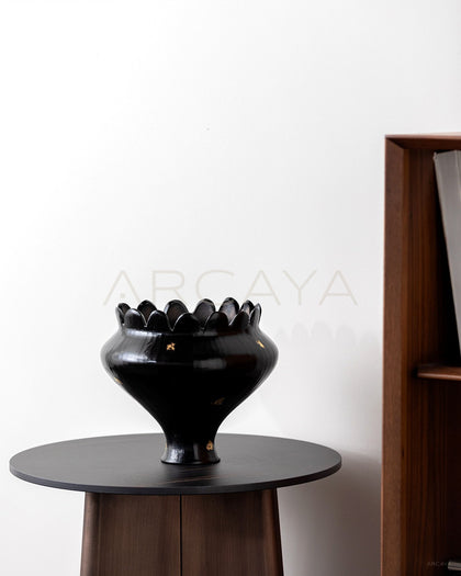 Dadan Black Flower Mouth Ceramic Vase - scene