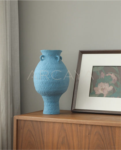 Dadan Wabi Sabi Handmade Vase - scene