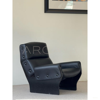 Comfortable Study Lounge Chair - scene