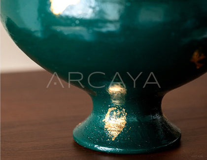 Dadan Dark Green Gilded Ceramic Vase - scene