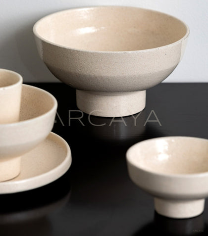 Vintage Plain Sand Cream Stoneware Tableware - scene