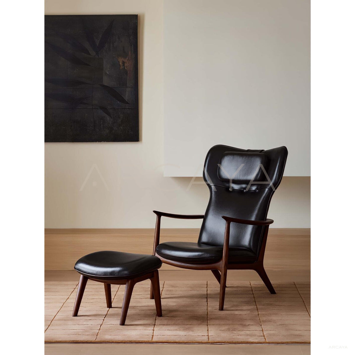 Qiyan Eaves Oriental Lounge Chair in detail