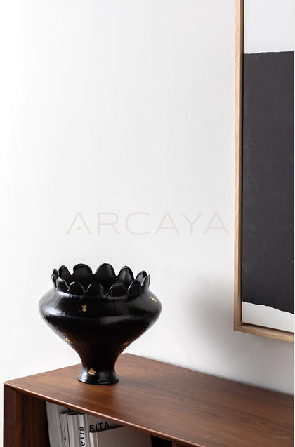 Dadan Black Flower Mouth Ceramic Vase - scene