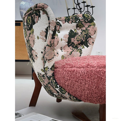 Jeaek Woolf Rose Chair 2 - scene