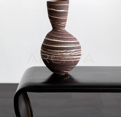 Dadan Marbled Clay Vase Living Room - scene
